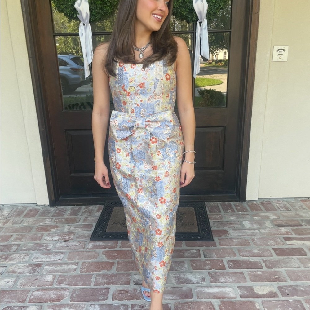 Light Blue Floral Brocade Midi Dress with Bow Waist